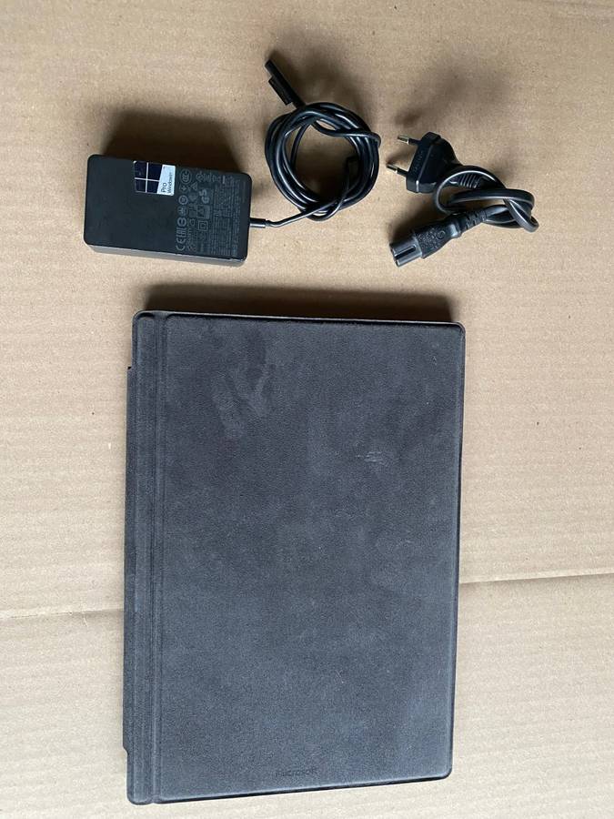 Microsoft Surface 6 Pro 1796 Intel Core i5 8250U 1.60GHz 8GB RAM 256GB SSD|WINDOWS 10 PRO OS